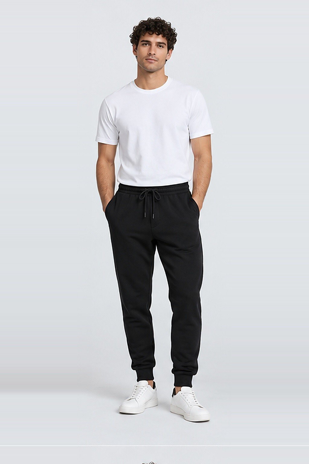 Tapered Fleece Joggers – Black